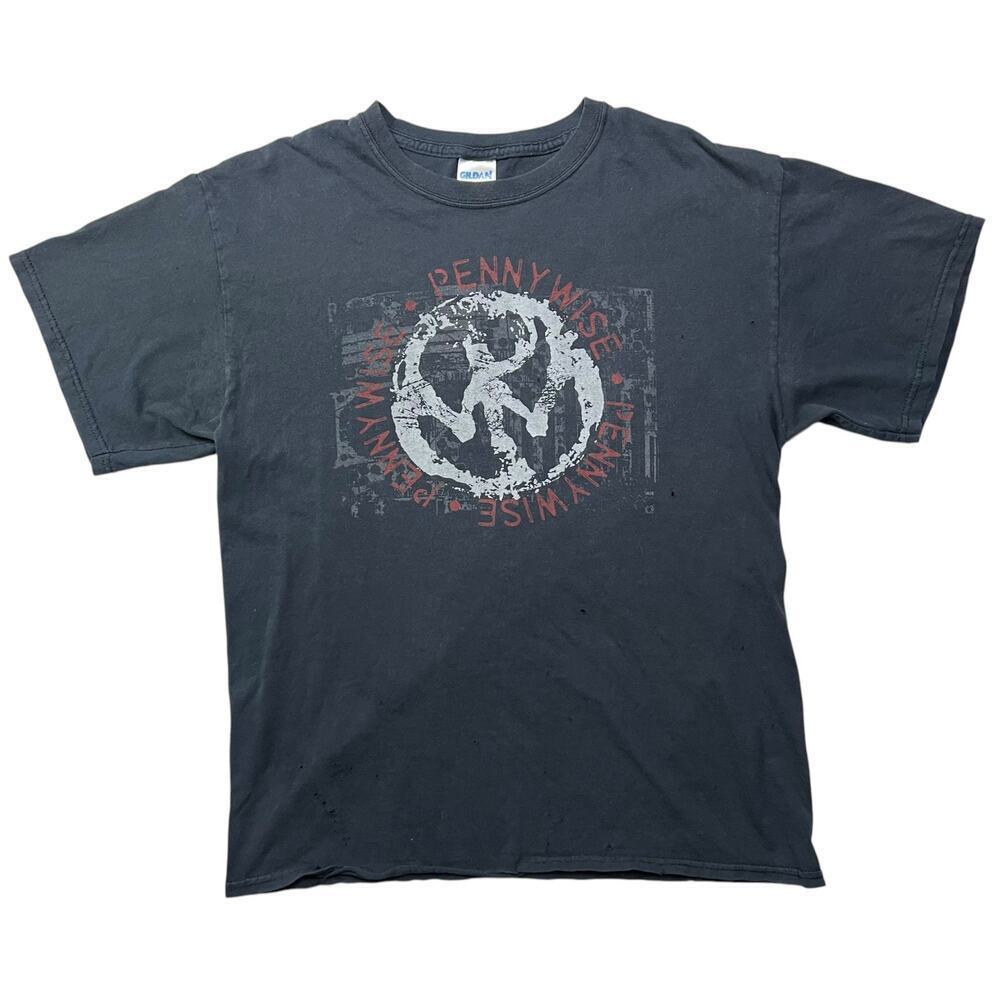 Vintage Y2K Pennywise OG Logo Distressed Black T-Shirt - size L‎